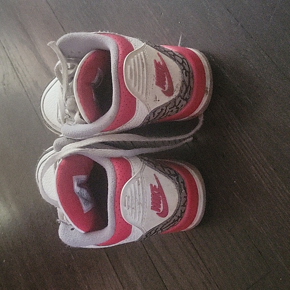 Jordan Retro 3 - Picture 4 of 5